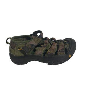 KEEN Newport H2 Sandals Green Camouflage Kids Boys Size 11